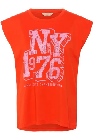 Culture Curoxy T-Shirt Red