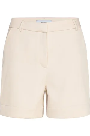 Minus Mslivina Shorts Cream