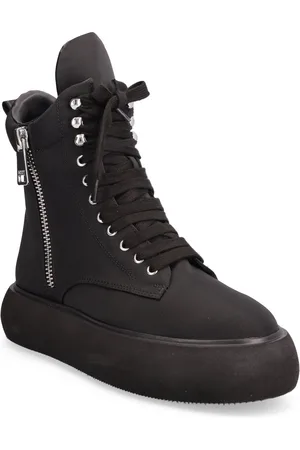 DKNY Aken Black