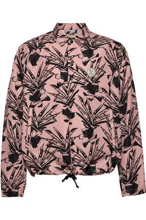 Nudie Jeans Josef Coach Jacket Hawaii Pink