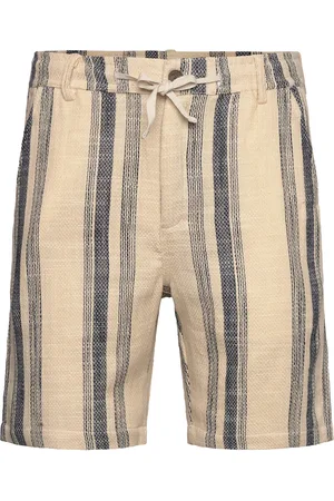 Anerkjendt Akjan Structure Shorts Beige
