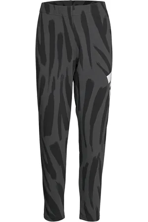 adidas Sportswear Future Icons Feel Fierce Graphic Leggings W Black