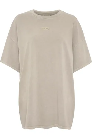 Gestuz Jiogz Over Tee Grey