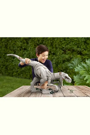 Jurassic World Survival Instincts Super Colossal Speed Dino Patterned
