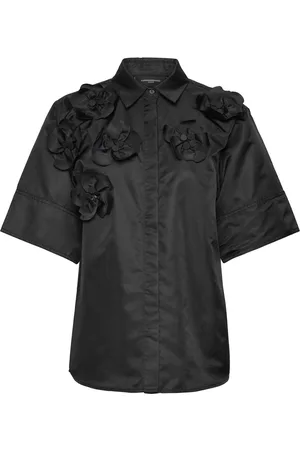 Copenhagen Muse Cmsimi-Shirt Is A Shirt In A Highly Premium Material That Is Also Used By The Bi