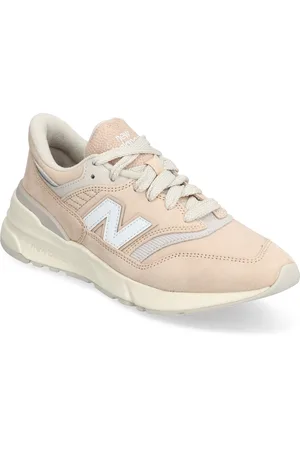 New Balance U997 Pink