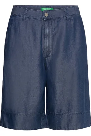 Benetton Bermuda
