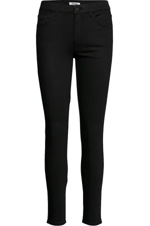 Wrangler Skinny Black