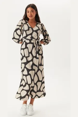 Happy Holly Structured Puff Sleeve Midi Dress 40/42