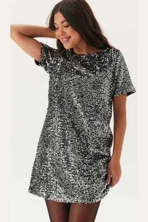 Pieces® Pcserena Sequin Ss O-neck Dres Black Detail:silver Detail M