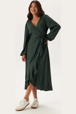 Happy Holly Puff Sleeve Viscose Wrap Dress 32/34