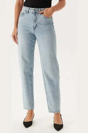 VERO MODA Vmtessa Hr Mom Jeans 26/30