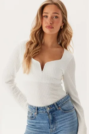 BUBBLEROOM Structured V-Neck Top XS