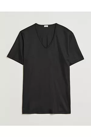 Zimmerli of Switzerland Miehet T-paidat - Sea Island Cotton V-Neck T-Shirt Black