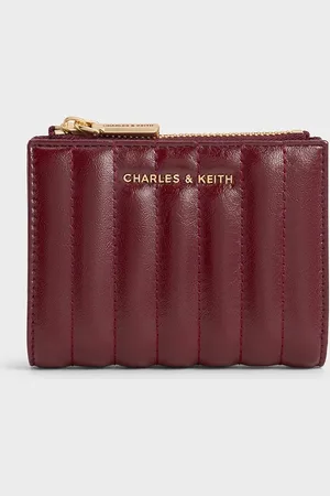 CHARLES & KEITH Donna Crinkle-Effect Panelled Top-Zip Wallet