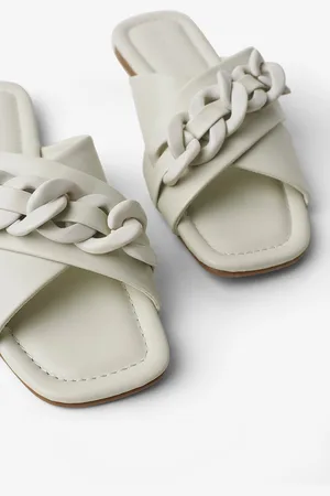ELLOS Sandaalit Cross Chain