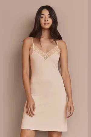 ELLOS Slip dress - kevyt muotoilutuki