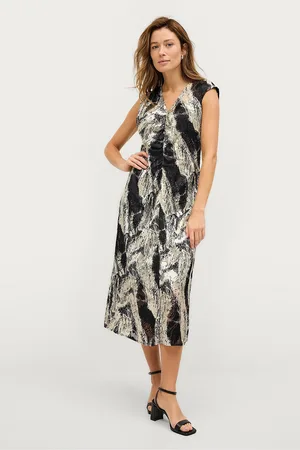 Soaked in Luxury Mekko slAkira Dress