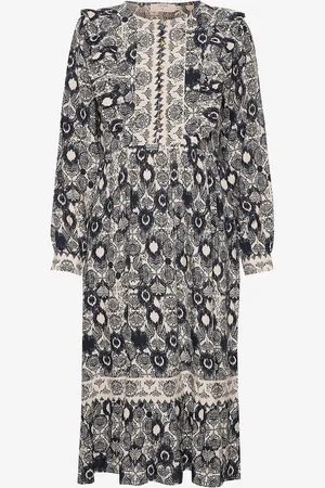 Cream Mekko crPaya Dress - Zally Fit