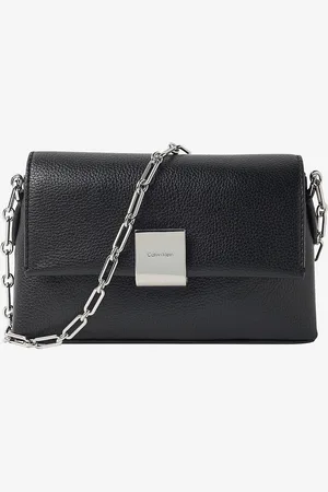 Calvin Klein Laukku CK Plaque SM Crossbody W/chain
