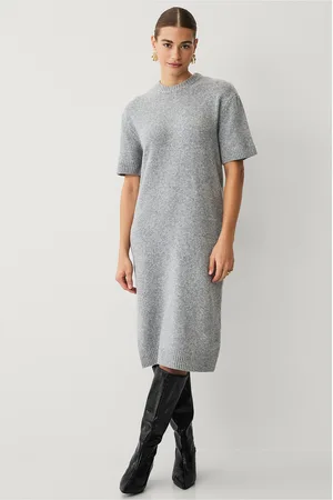Gina Tricot Neulottu T-paita Mekko