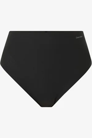 Calvin Klein Stringi Sculpted Firm Mesh