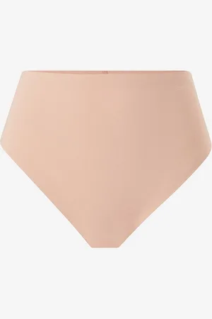 Calvin Klein Stringi Sculpted Firm Mesh