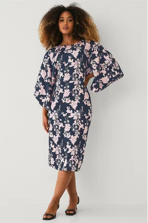 ELLOS Mekko (monday) Dress With Wide Sleeves leveät hihat