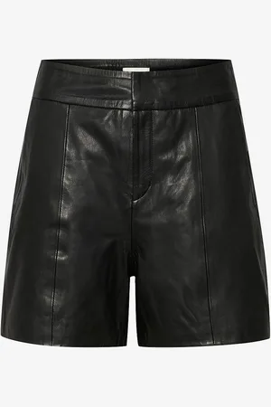 My Essential Wardrobe Shortsit The Leather Shorts