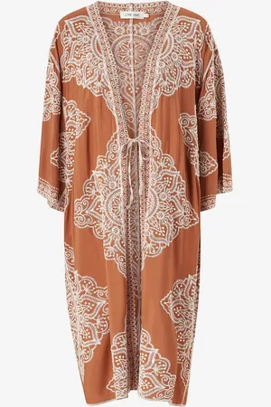 Cream Kimono crTyla
