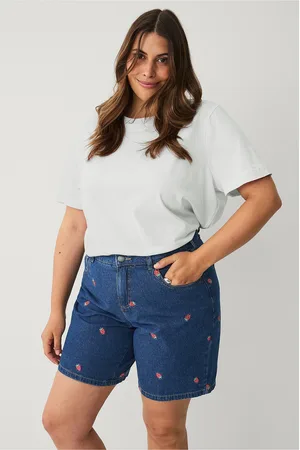 Zizzi Farkkushortsit jEva Embroidery Shorts