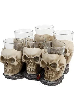 Nemesis Now Gootti Shottilasisetti - Six Shooter Skulls - varten