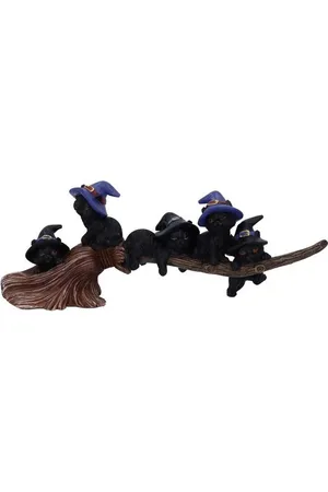 Nemesis Now Gootti Patsas - Purrfect Broomstick - varten