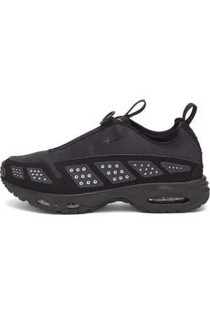 Nike W Air Max Sndr Sneaker in , Size UK 10 | END. Clothing