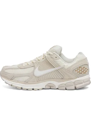 Nike Zoom Vomero 5 Sneaker in , Size UK 9 | END. Clothing