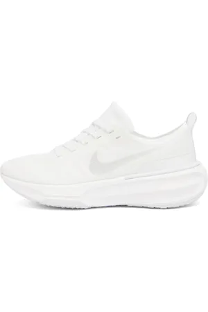 Nike Invincible 3 Sneaker in , Size UK 4 | END. Clothing
