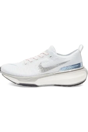 Nike Nike Invincible 3 Sneaker in , Size UK 4 | END. Clothing