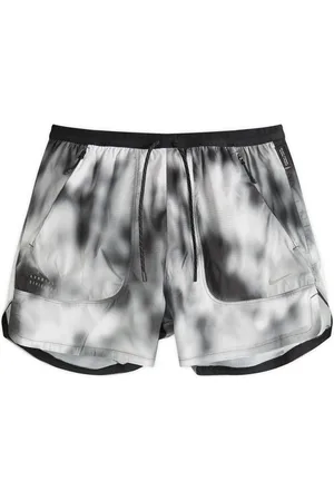 Nike Division Short in , Size Large | END. Clothing