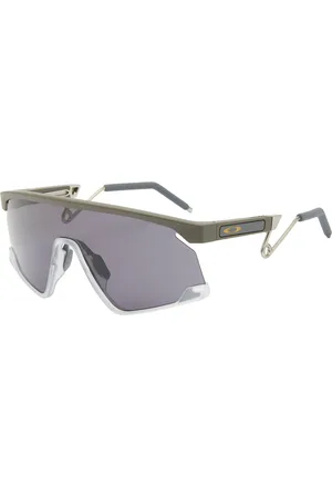 Oakley Latitude BXTR Metal Sunglasses in | END. Clothing