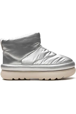 UGG Classic Maxi Mini "Metallic " boots