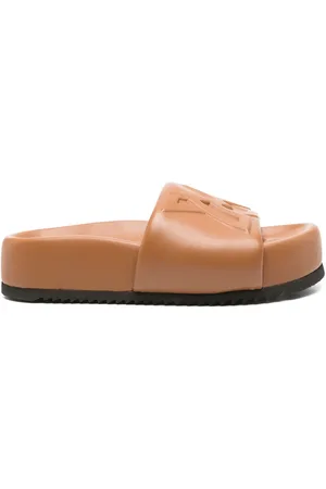 vic matiè Logo-debossed sandals