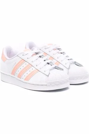adidas Superstar low-top sneakers