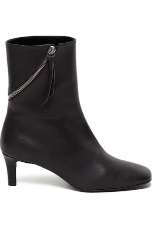 Closed 60mm leather boots