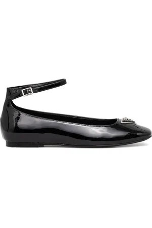 Guess Levvis ballerina shoes