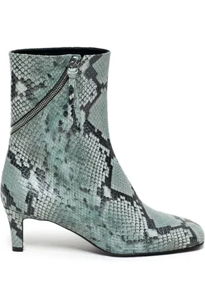 Closed 60mm leather boots