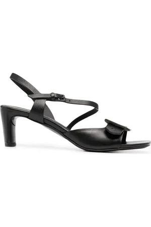 ROBERTO DEL CARLO Square-toe sandals