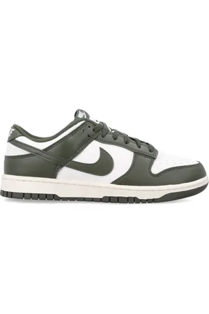 Nike Dunk Low Retro sneakers