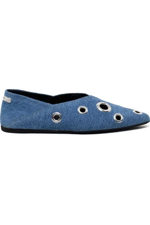 Closed Studded ballerina shoes