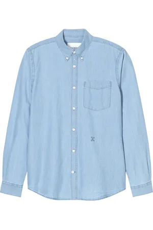 Closed Button-down collar shirt