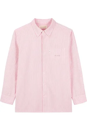 MAN ON THE BOON. Striped shirt
